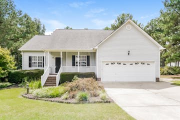 292 Tomahawk Dr Clayton, NC 27520